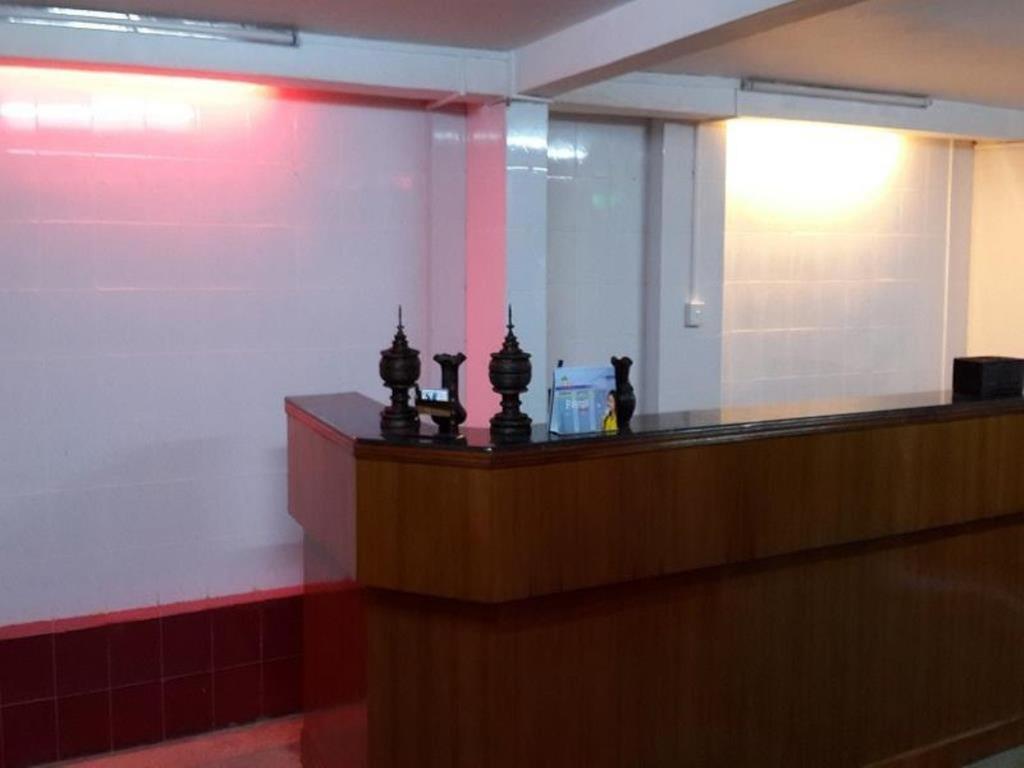 20Th Street Hostel Yangon Ngoại thất bức ảnh